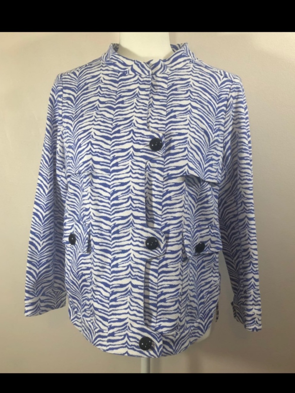 Carlisle Blue and White Zebra Print Asymmetrical Button Jacket Size US 18